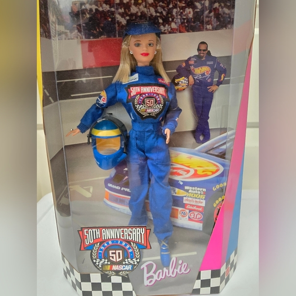 Barbie Collector's Edition 50th Anniversary NASCAR-NIB - Picture 10 of 15